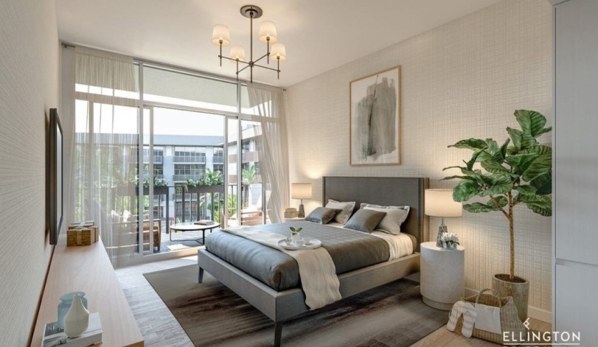 Schlafzimmer mit Balkon in Belgravia 3 von Ellington in JVC Dubai