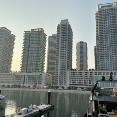 Emaar Beachfront Oktober 2023.jpg