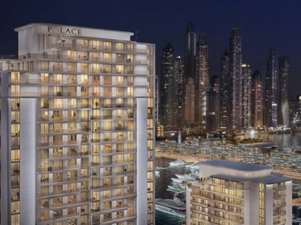 Palace Beach Emaar Beachfront vor Dubai Marina Skyline